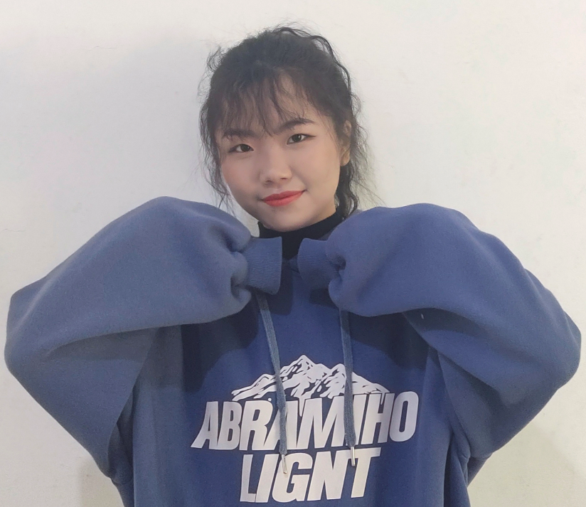 5a7956ea-e537-4939-ad33-3270ae315c7d