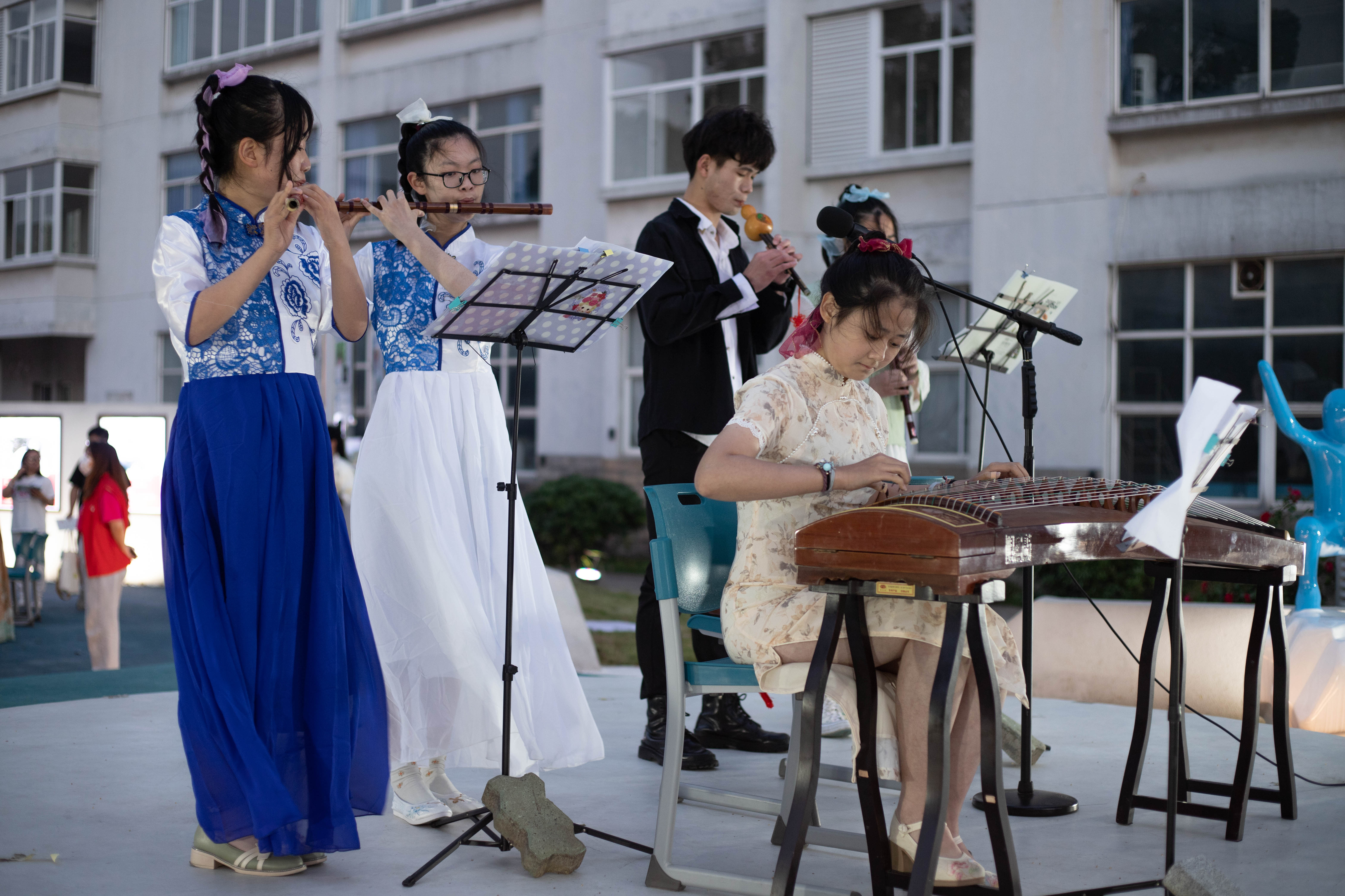 民樂合奏